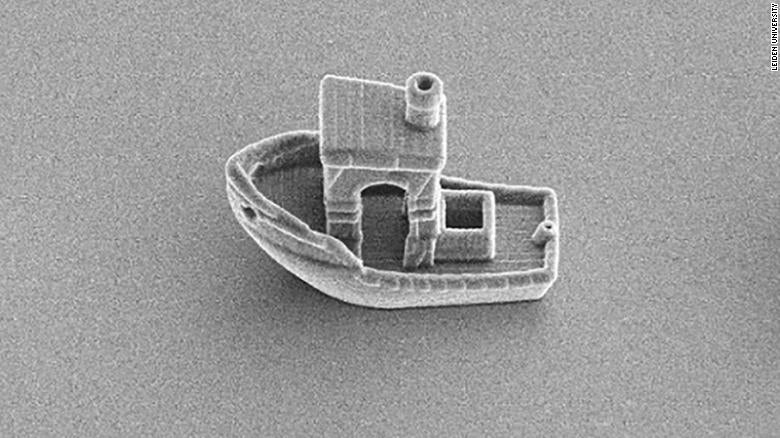 The Smallest 3D-Printed Boat 